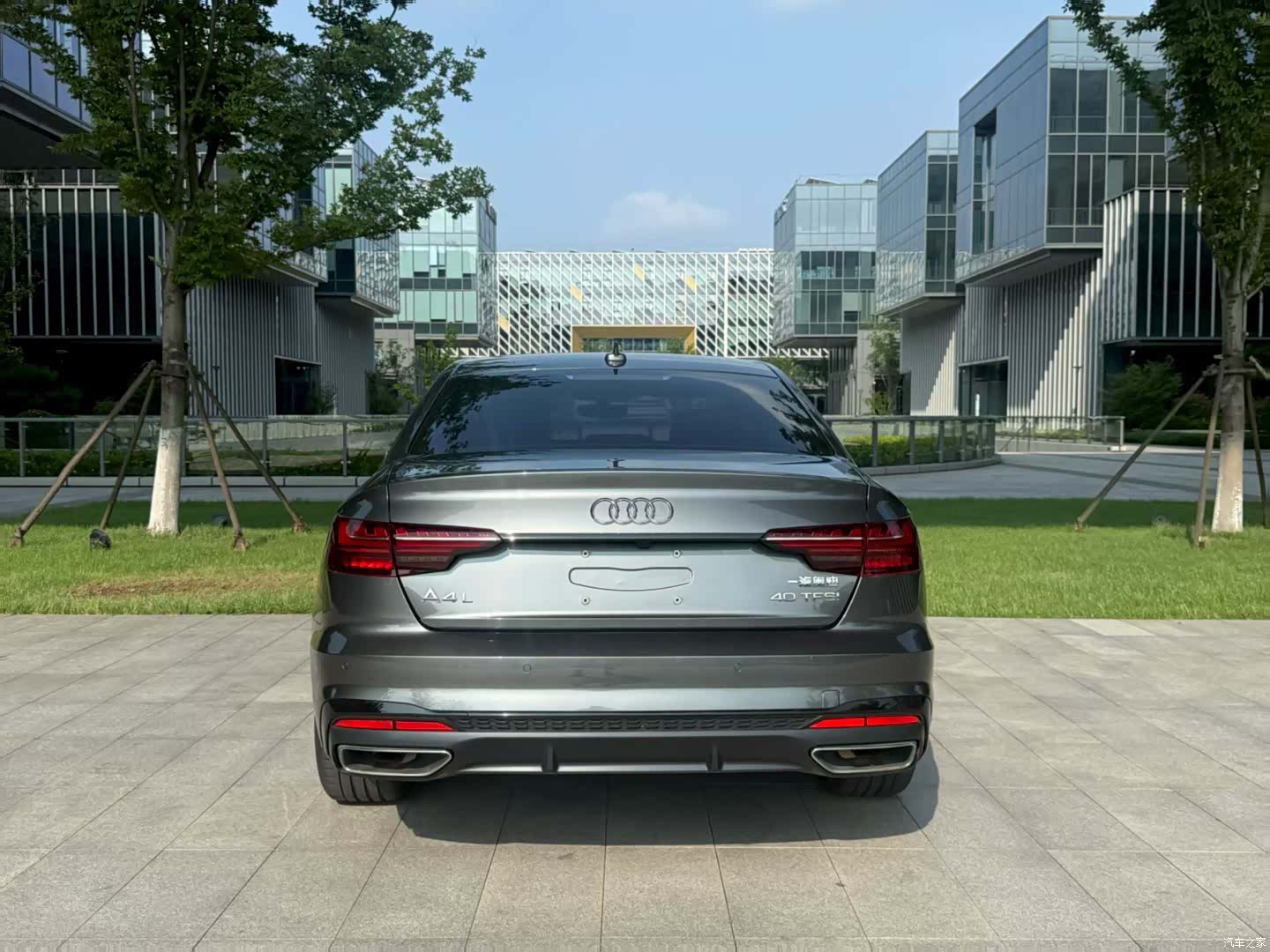 Audi A4L, 2024 9