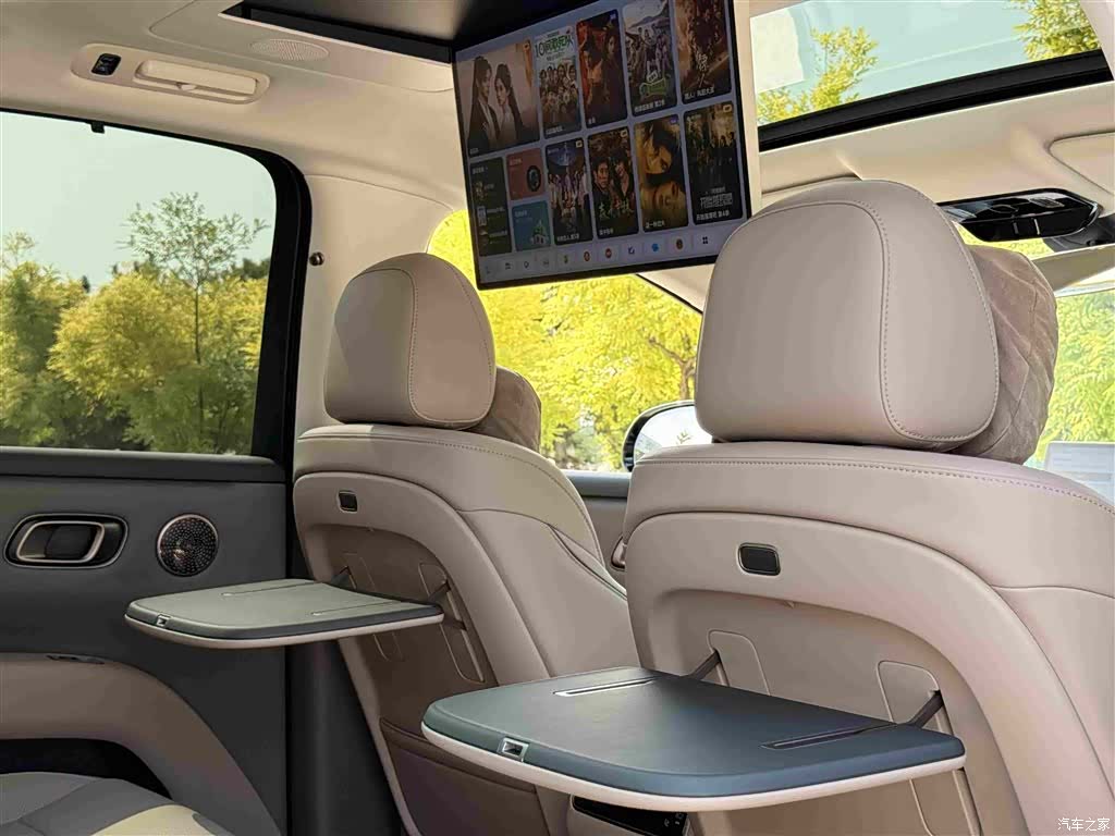 Li Auto i8, 2026 17