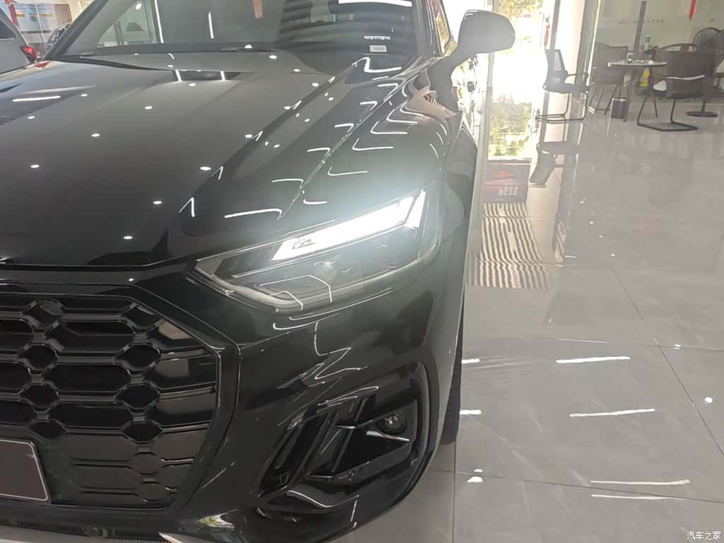 Audi Q5L, 2025 24