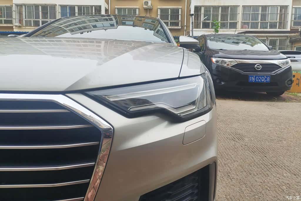 Audi A6L, 2020 все фото
