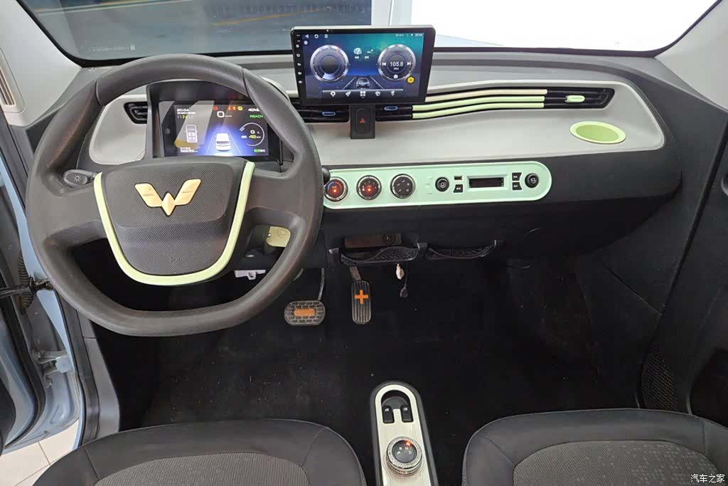 Wuling MINIEV, 2021 12
