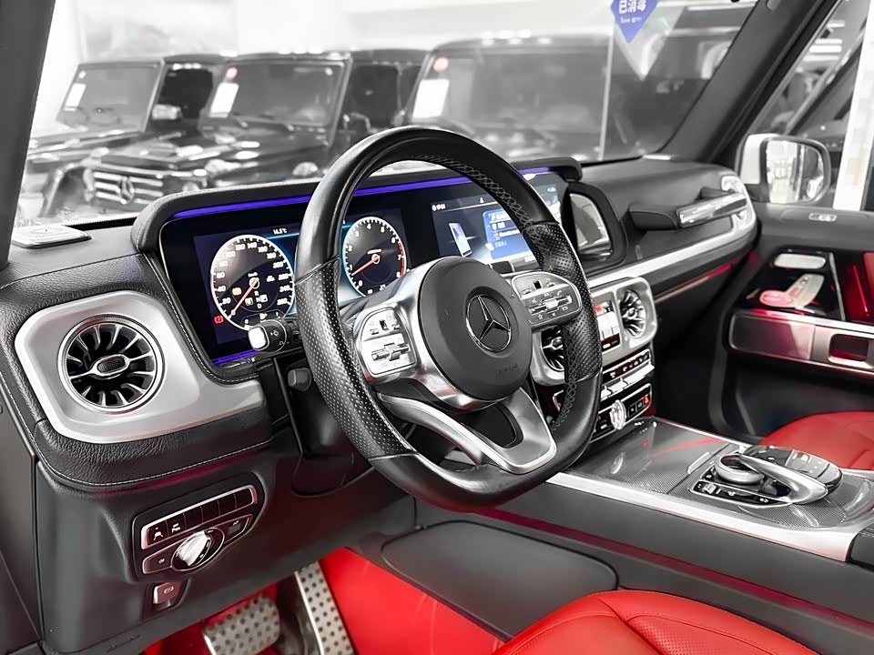 Mercedes-Benz G-class