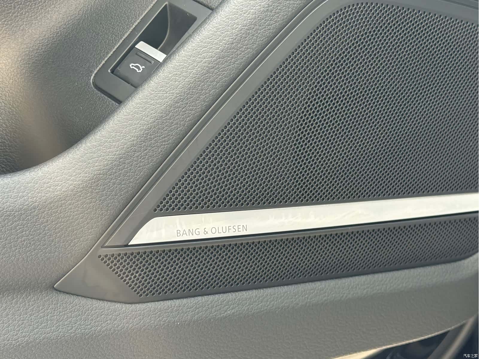 Audi A6L, 2025 14