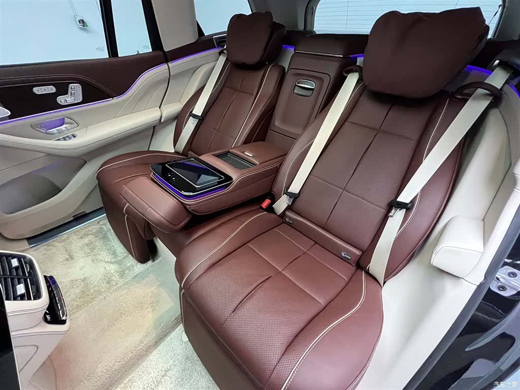 Maybach GLS, 2023 14