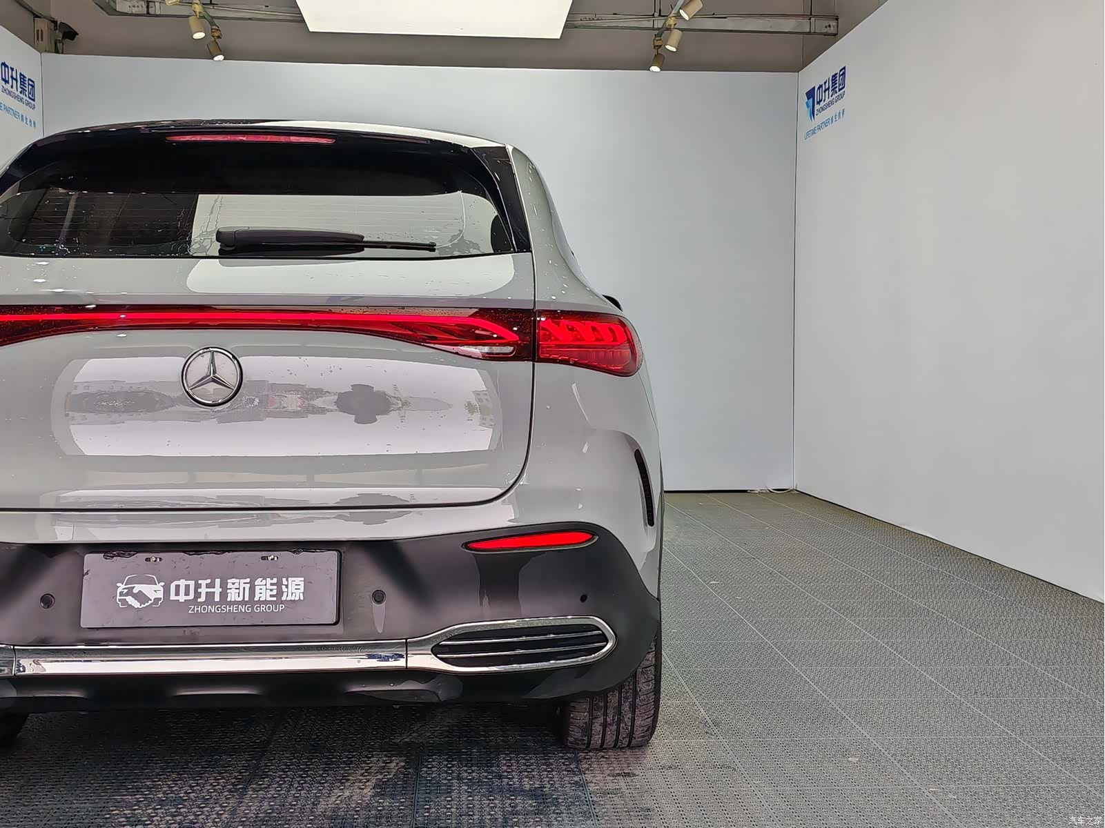 Mercedes-Benz EQE, 2024 20