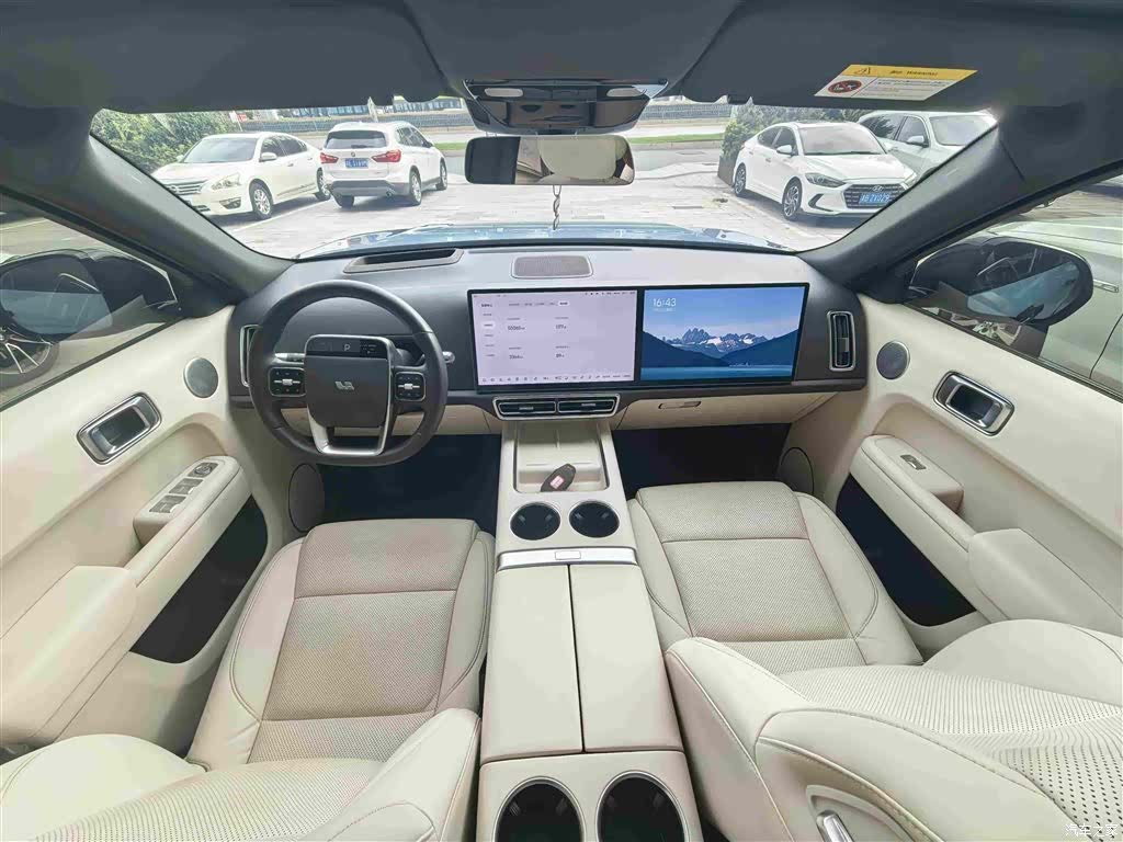 Li Auto L8, 2023 все фото
