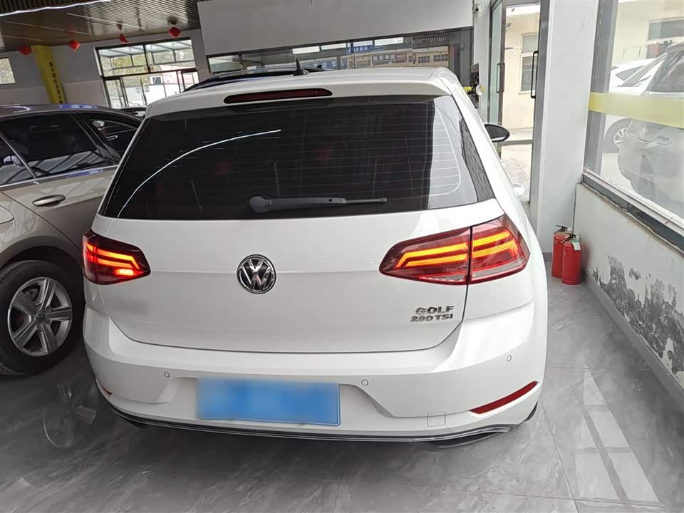 Volkswagen golf