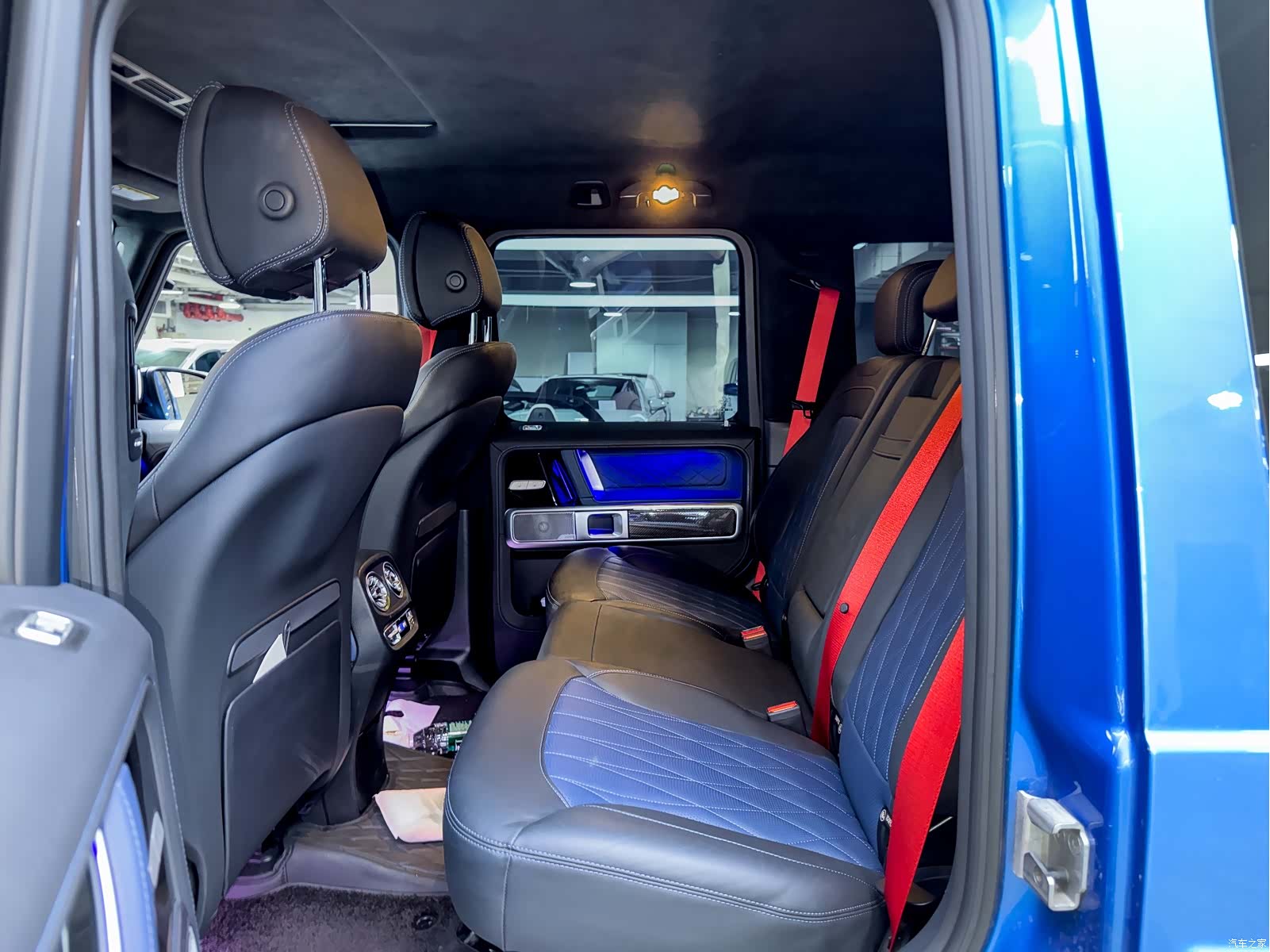 Mercedes-Benz G-Class, 2022 15