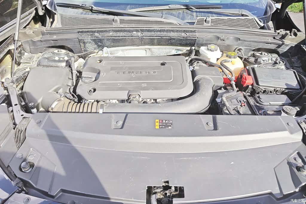 Buick Envision Plus, 2022 10