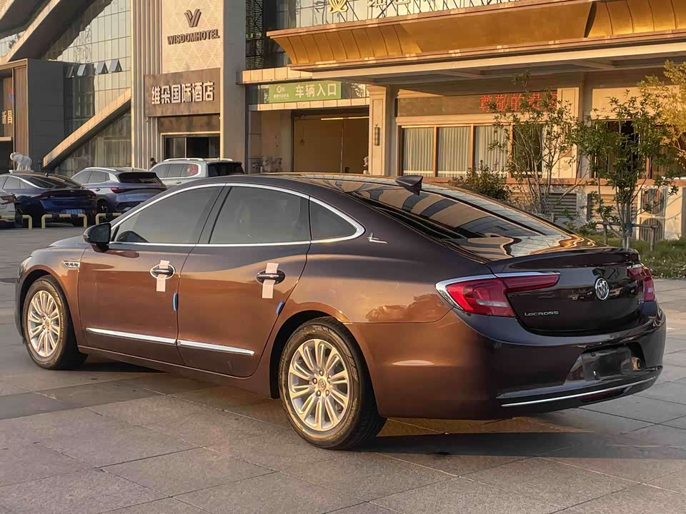 Buick Lacrosse