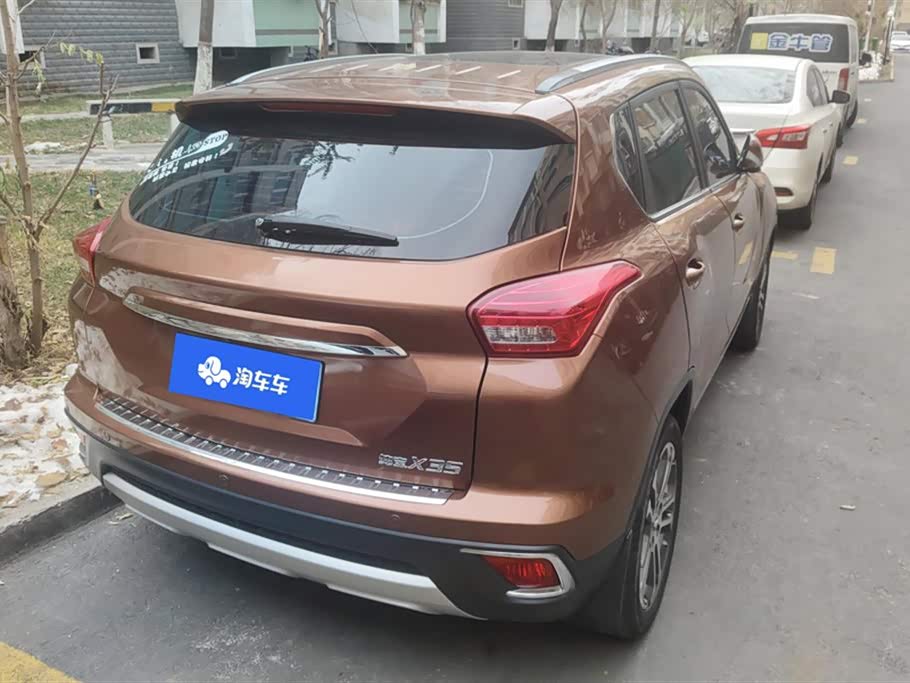 BAIC Shenbao X35