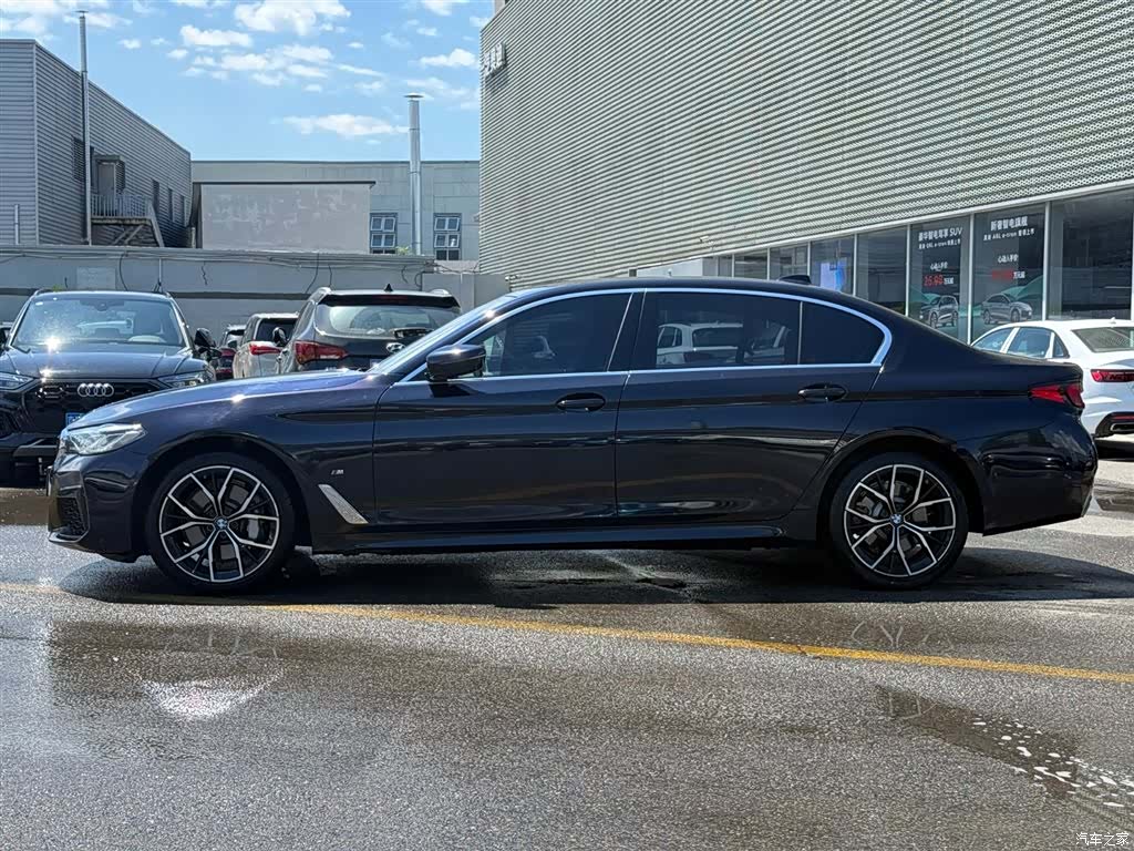 BMW 5 Series, 2022 2