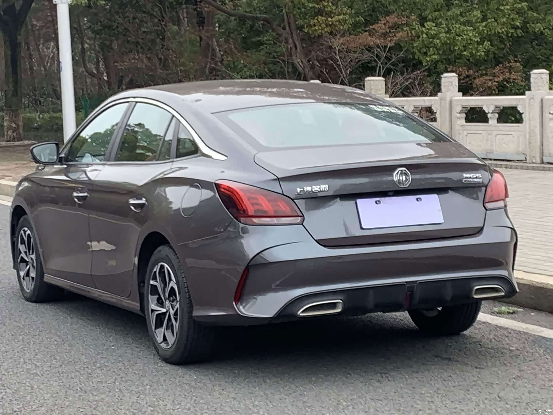 MG MG5, 2022 8