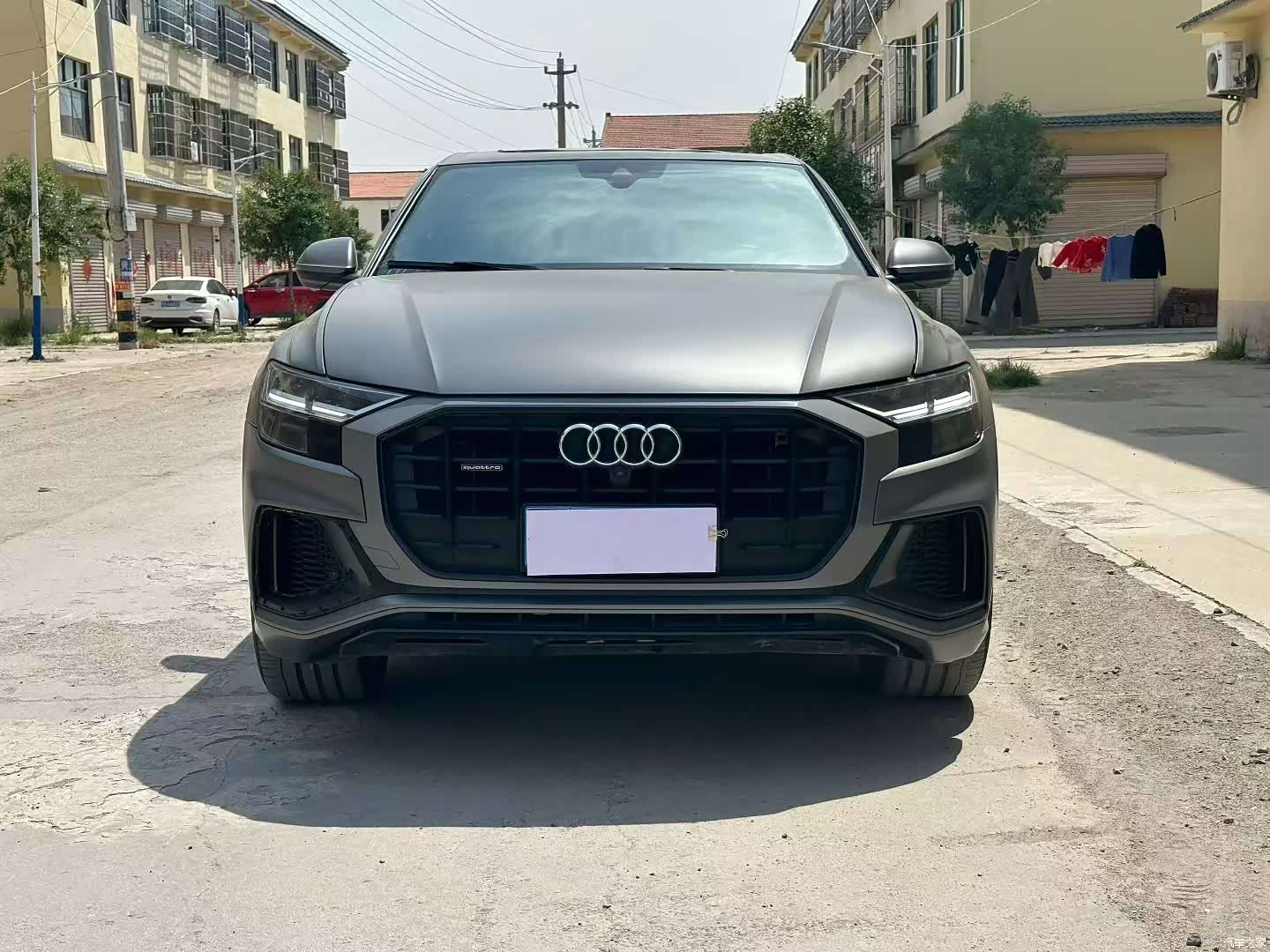 Audi Q8, 2021 3