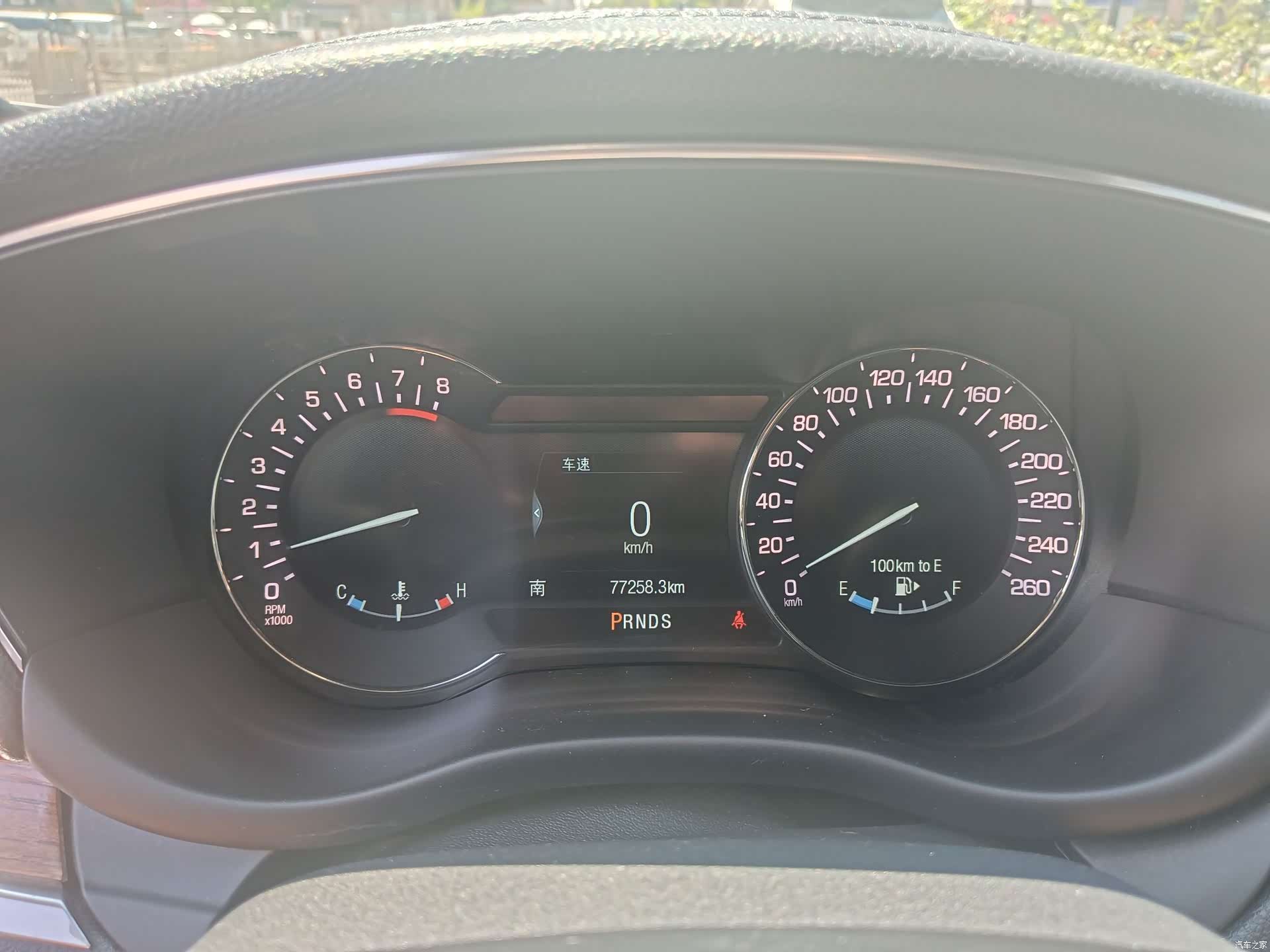 Lincoln MKC, 2017 21