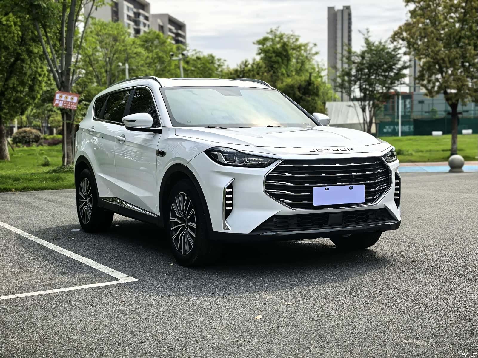 Jetour X70, 2023 3