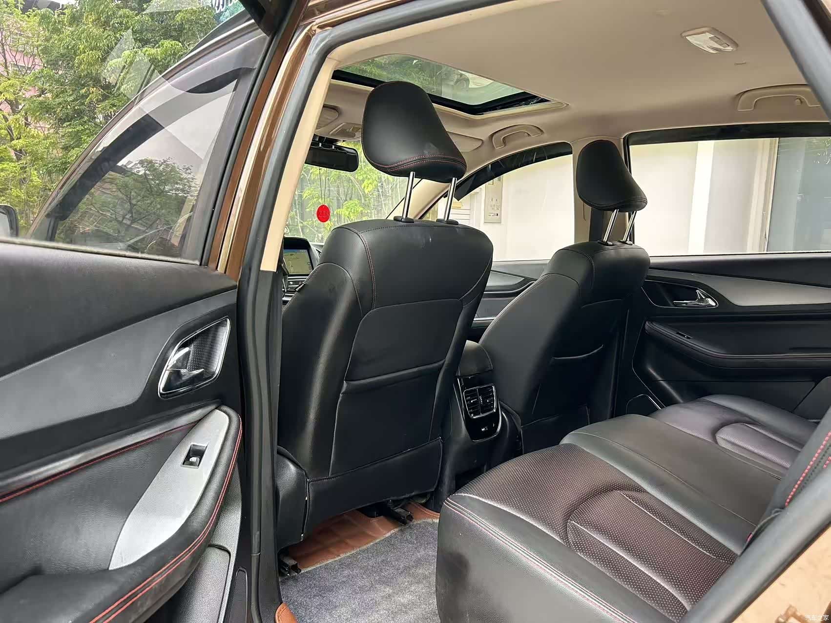 Wuling 560, 2016 все фото
