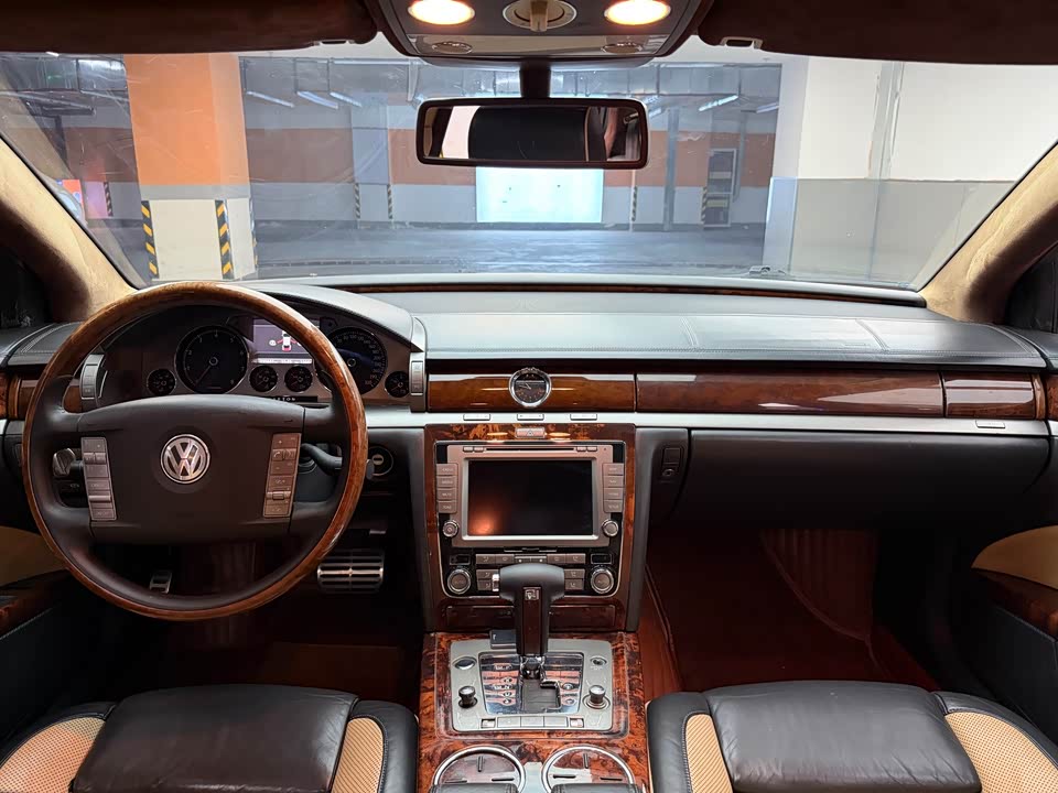 Volkswagen Phaeton