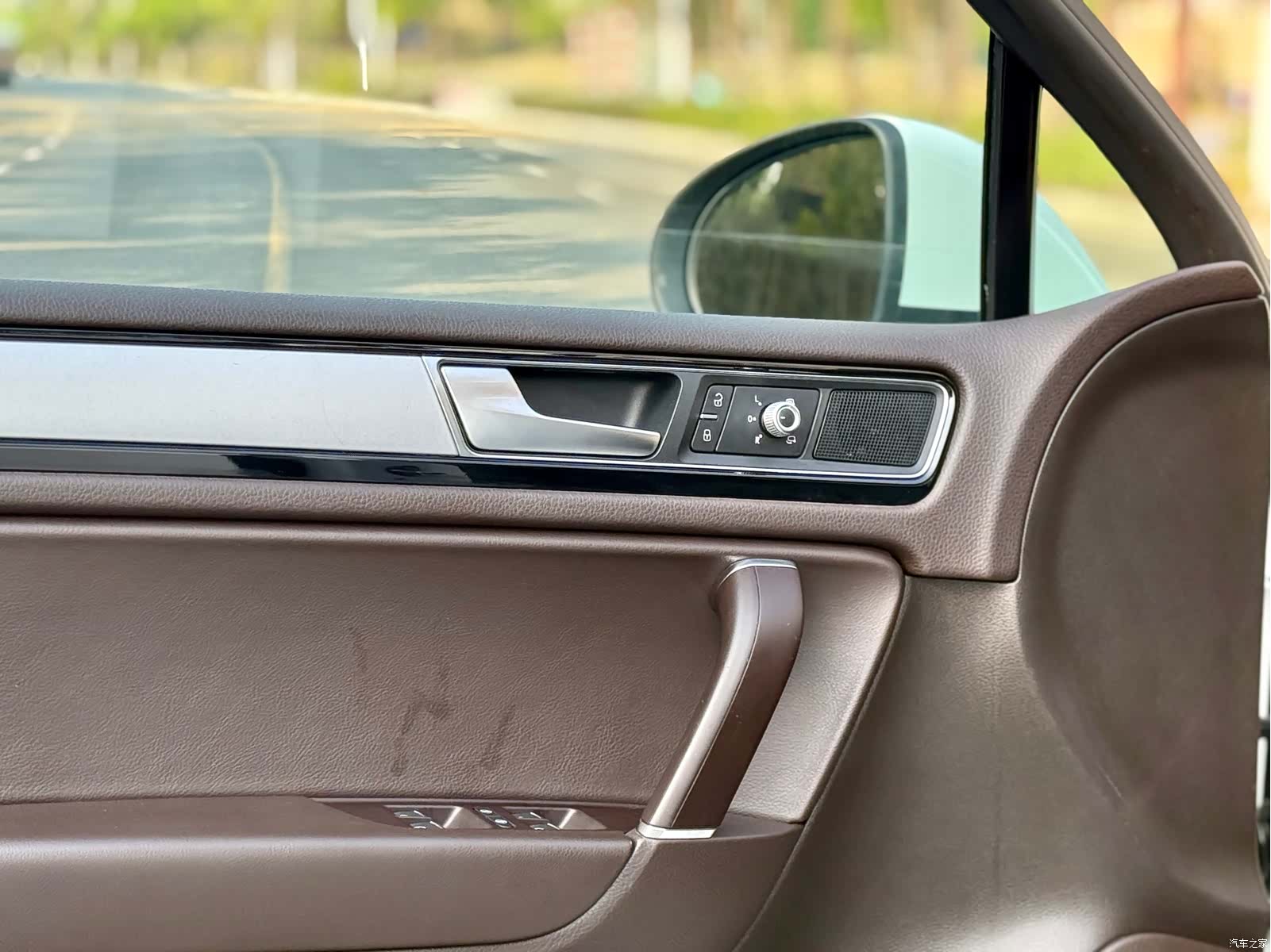 Volkswagen Touareg, 2016 10