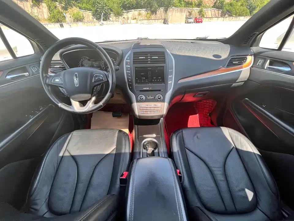 Lincoln MKC