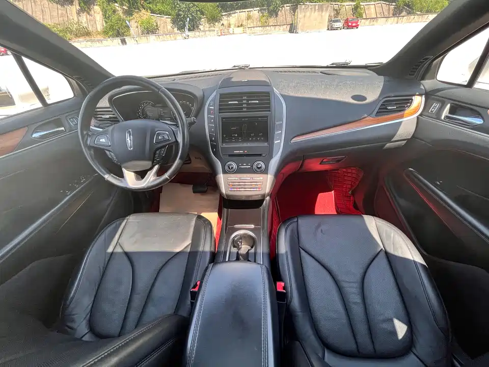 Lincoln MKC