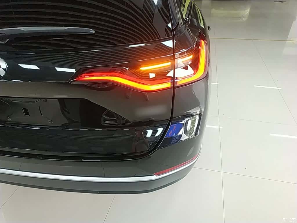 NIO ES8, 2022 8