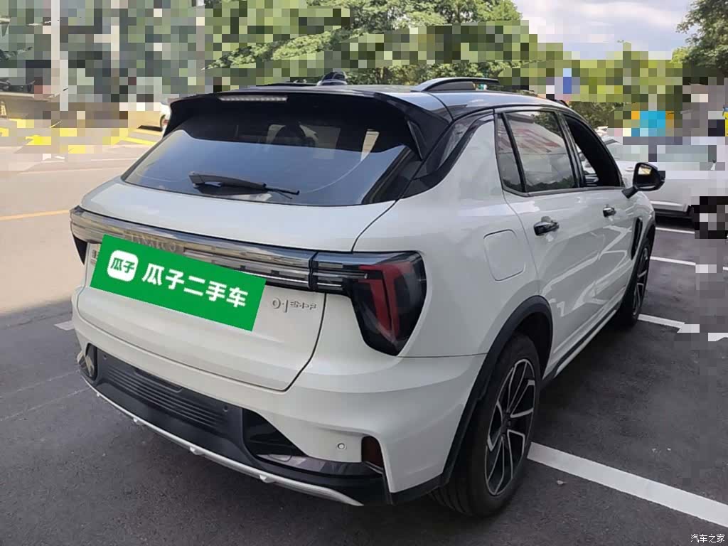 Lynk & Co 01, 2023 все фото