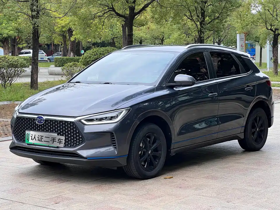 BYD e2