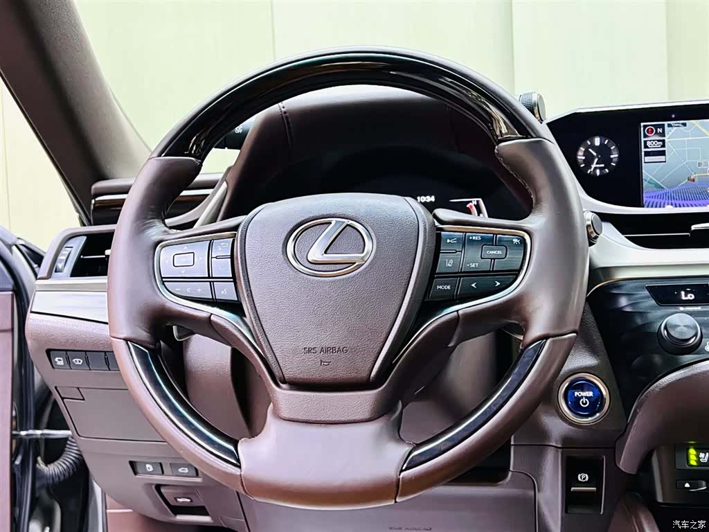 Lexus ES, 2019 8