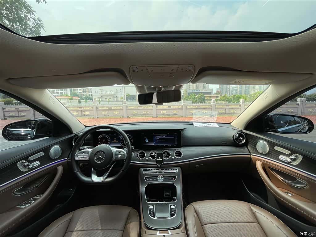 Mercedes-Benz E-Class, 2020 все фото