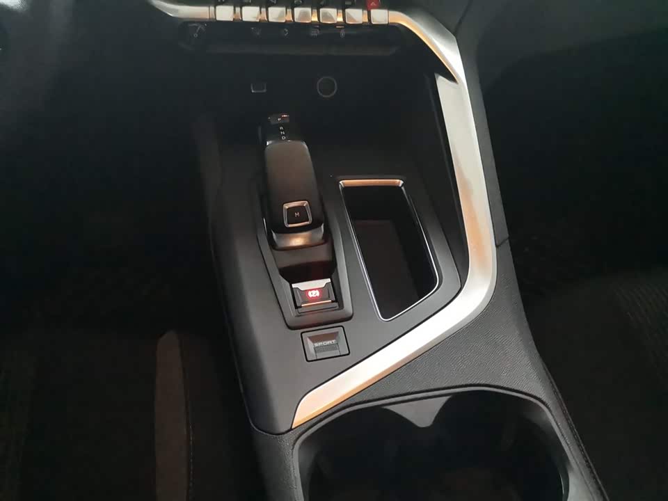 Peugeot 4008 Peugeot 4008