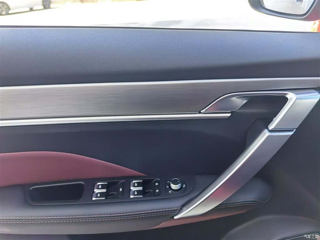 Geely Coolray, 2020 12