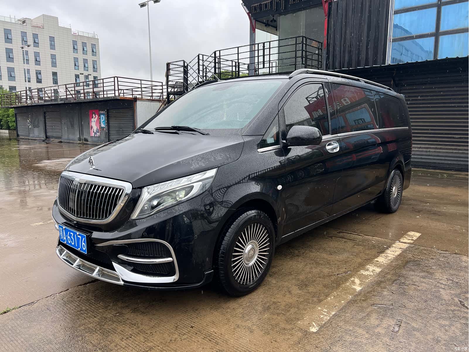 Mercedes-Benz 7, 2021 1
