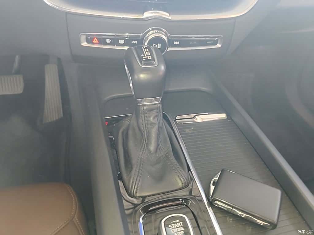 Volvo XC60, 2018 14