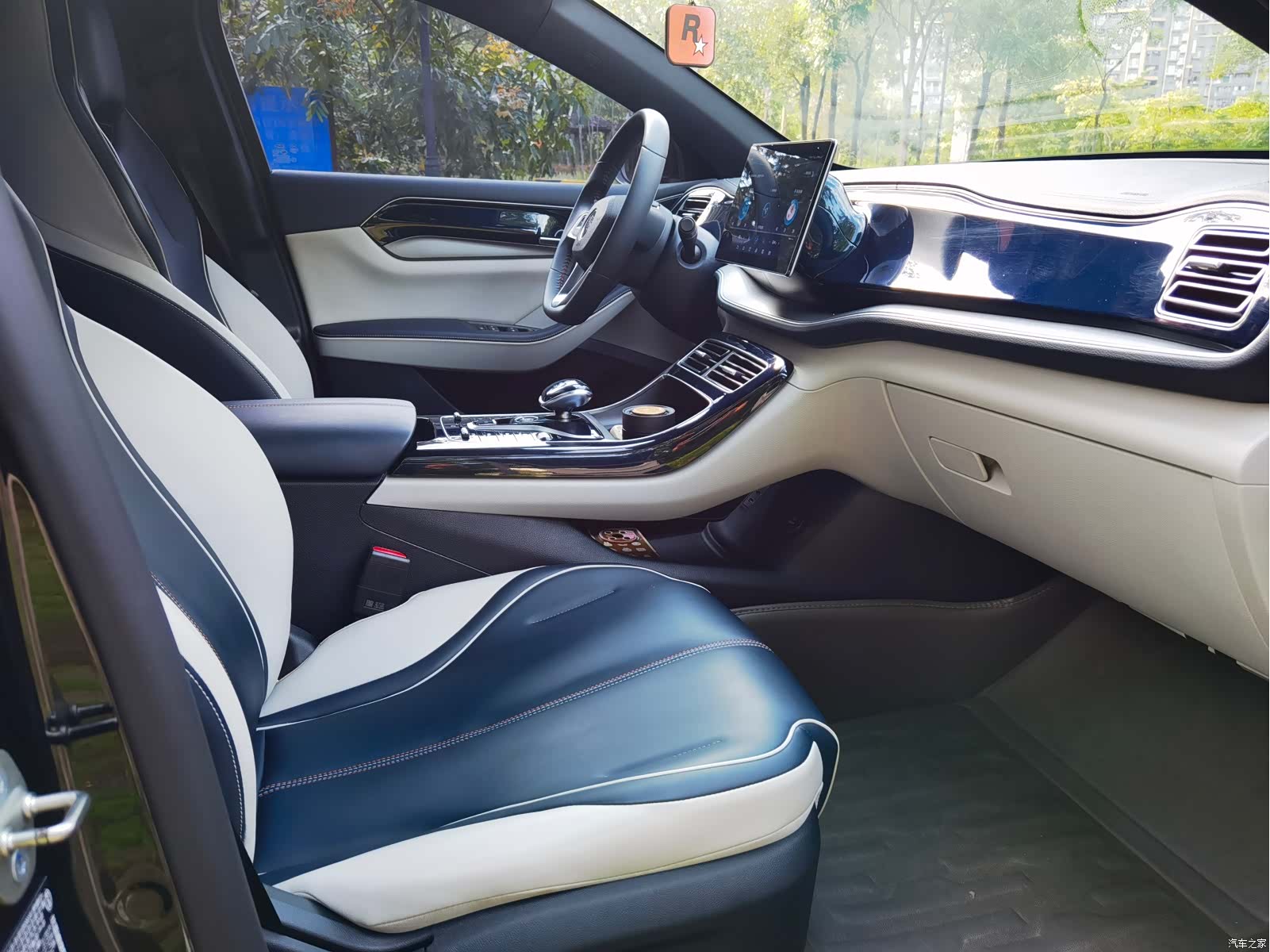 BYD Qin, 2021 10