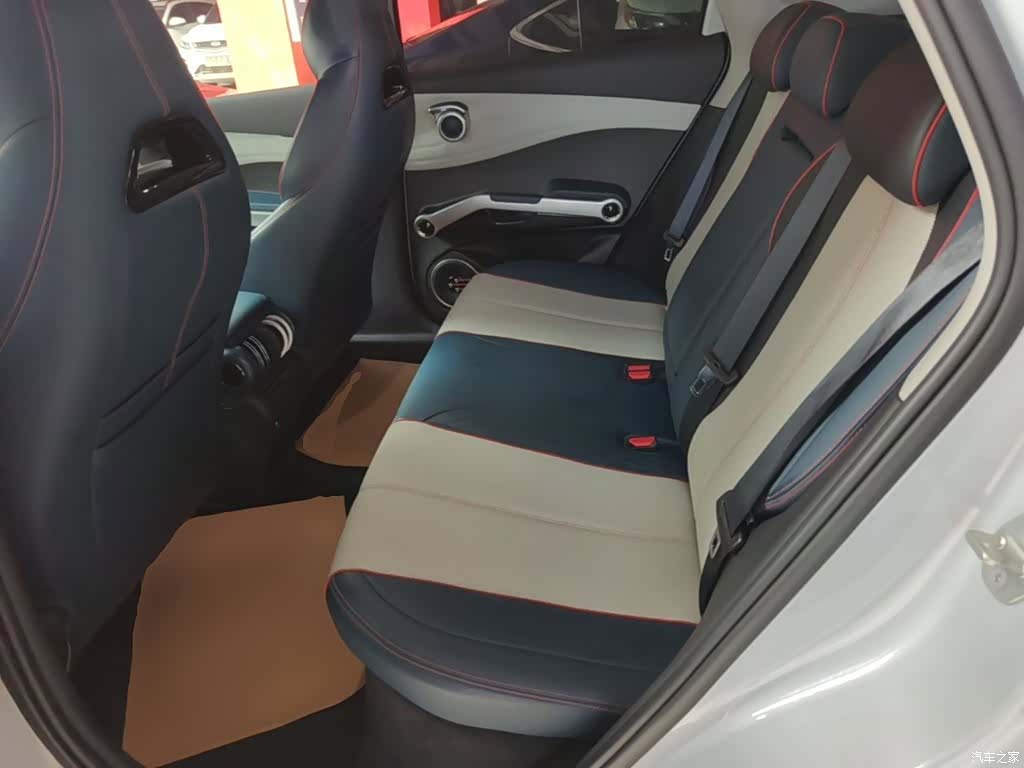 BYD Yuan, 2023 17