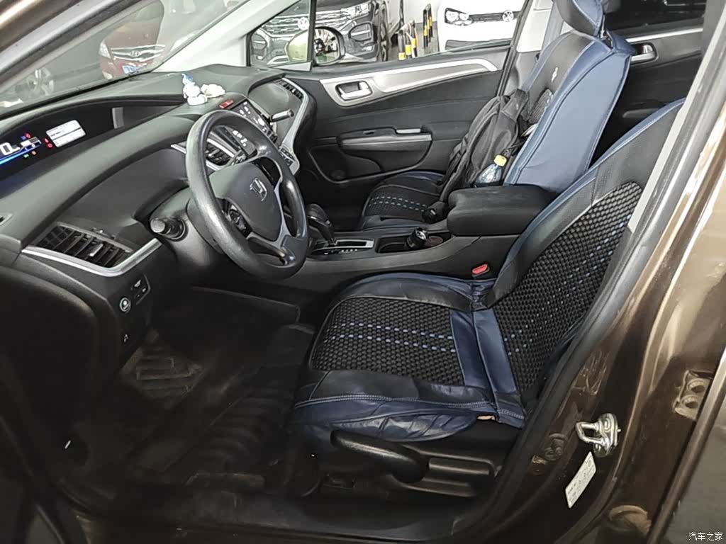 Honda Jade, 2017 15
