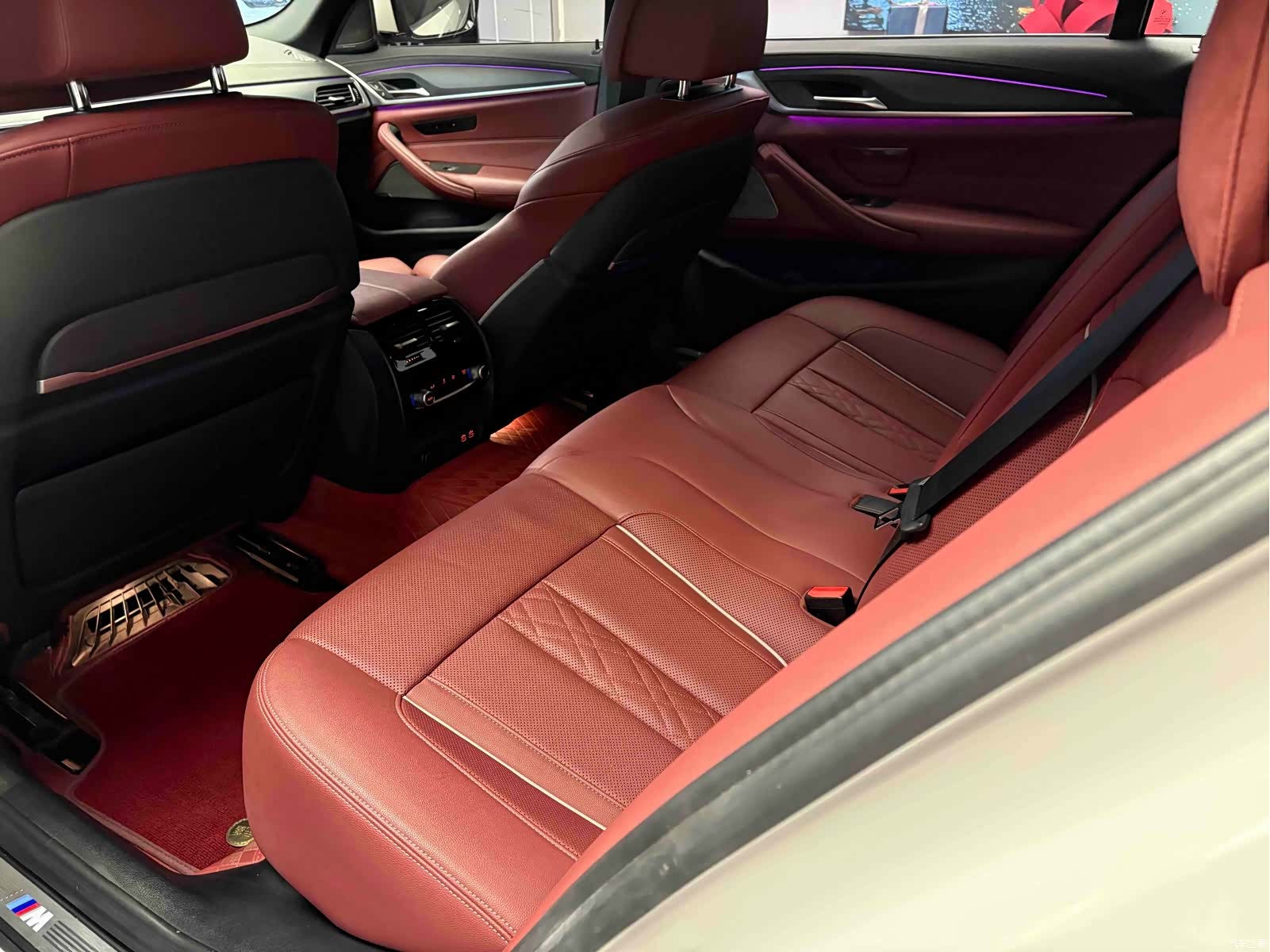 BMW 5 Series, 2022 6