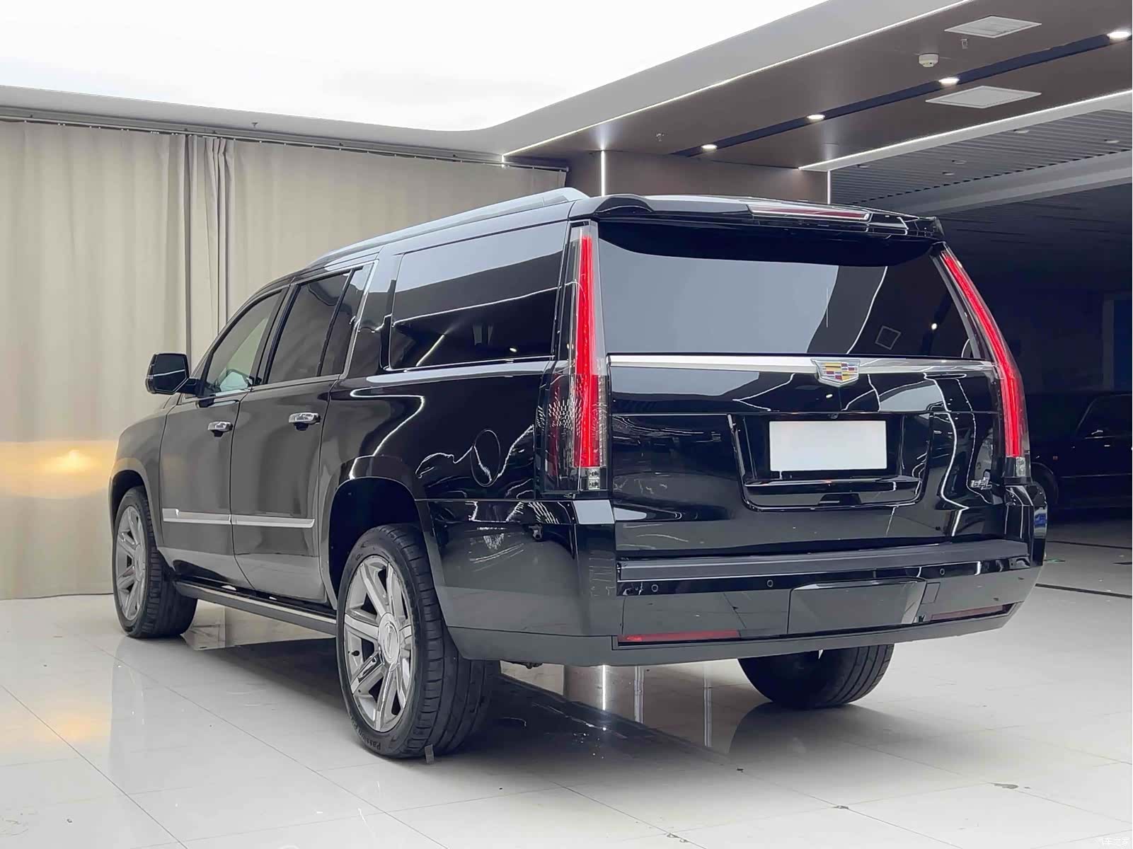 Cadillac Escalade, 2018 4