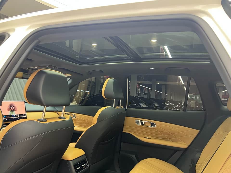 Geely Galaxy Galaxy Starship 7