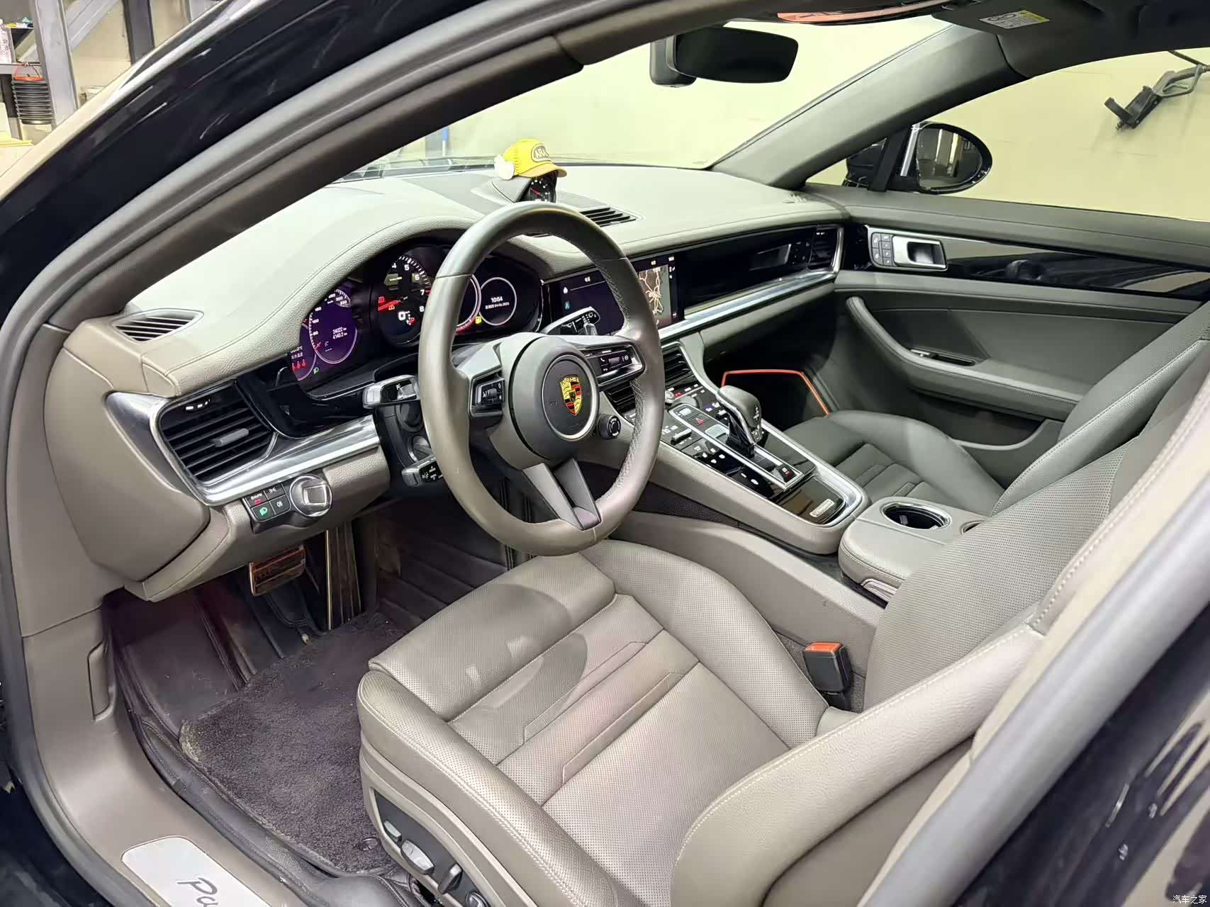 Porsche Panamera, 2023 6