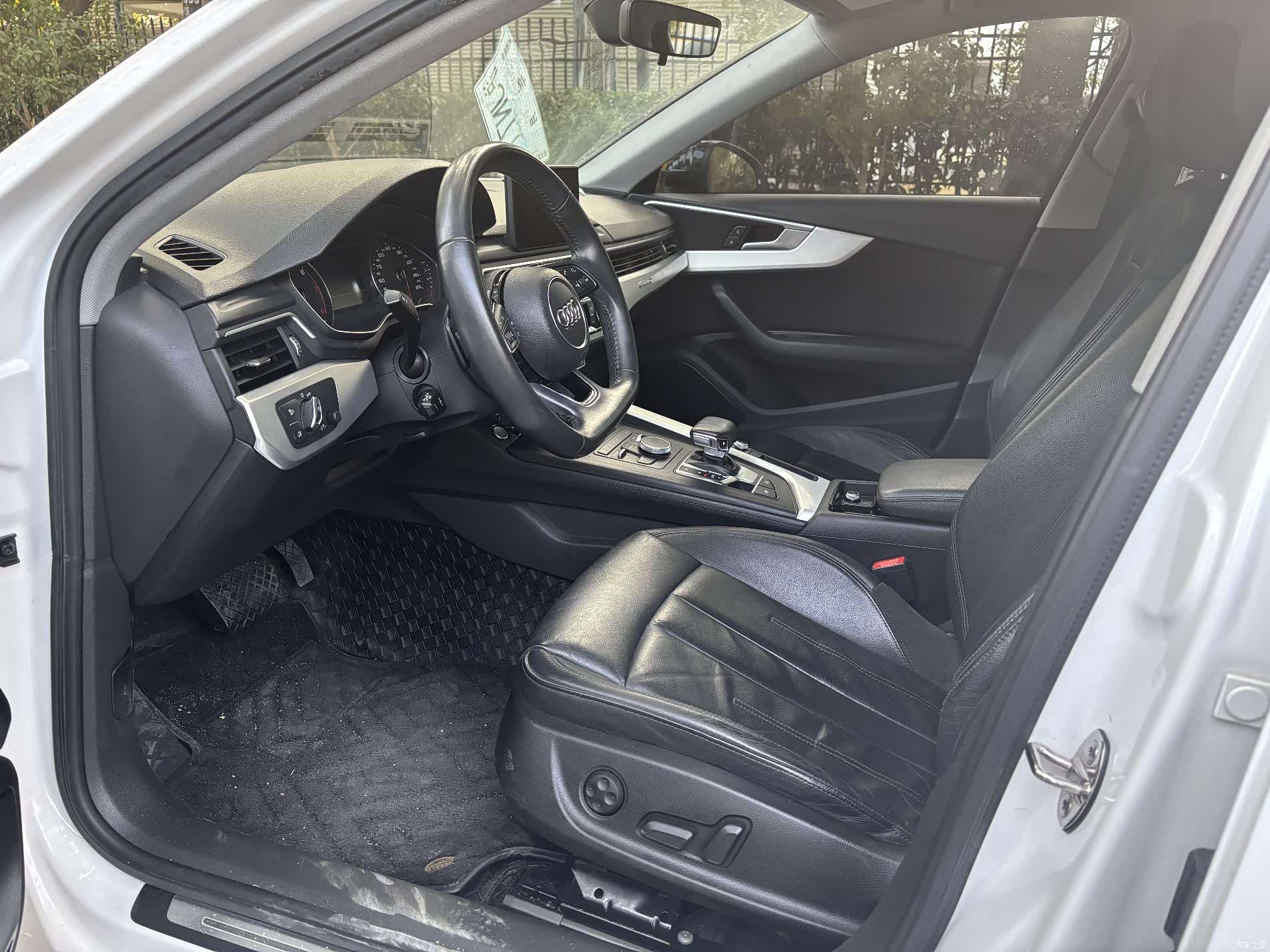 Audi A4L, 2018 12