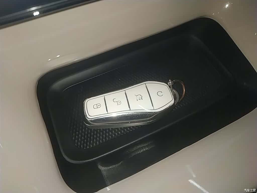 BYD Dolphin, 2025 9