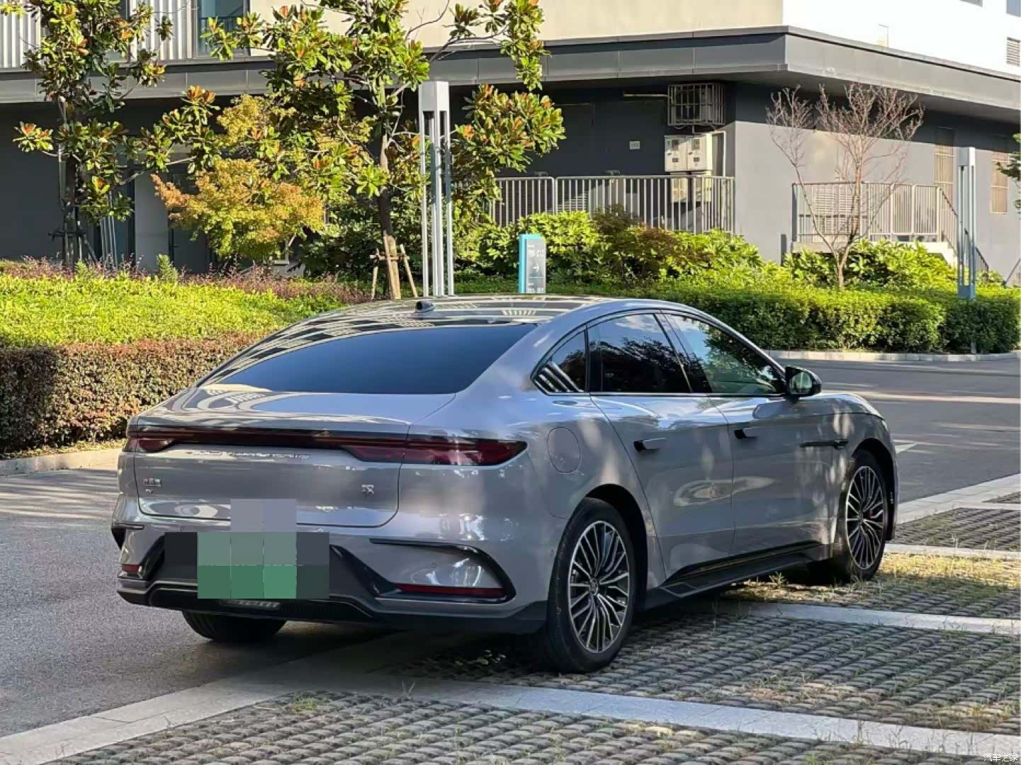 BYD Han, 2025 3