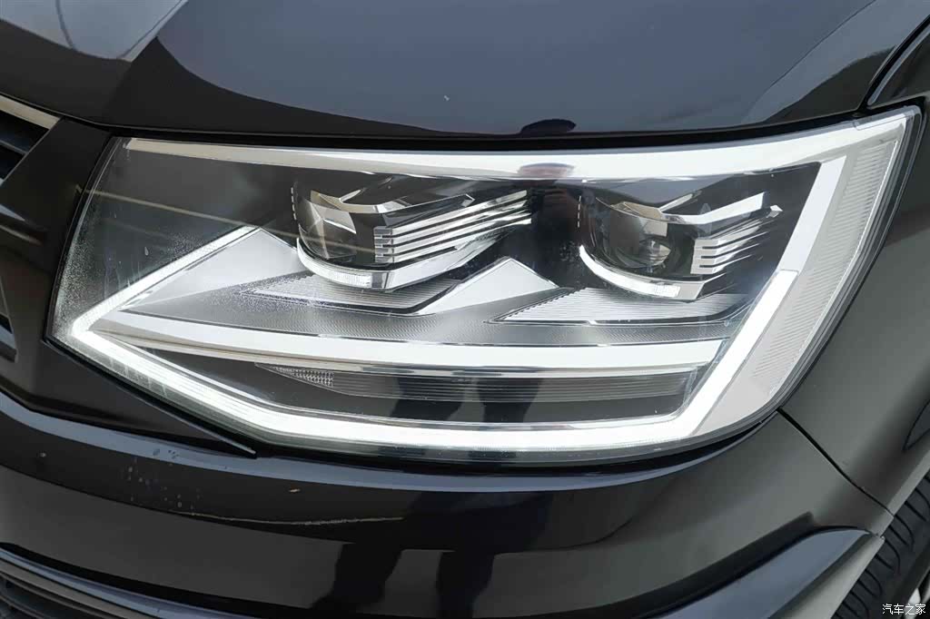 Volkswagen 7, 2019 13