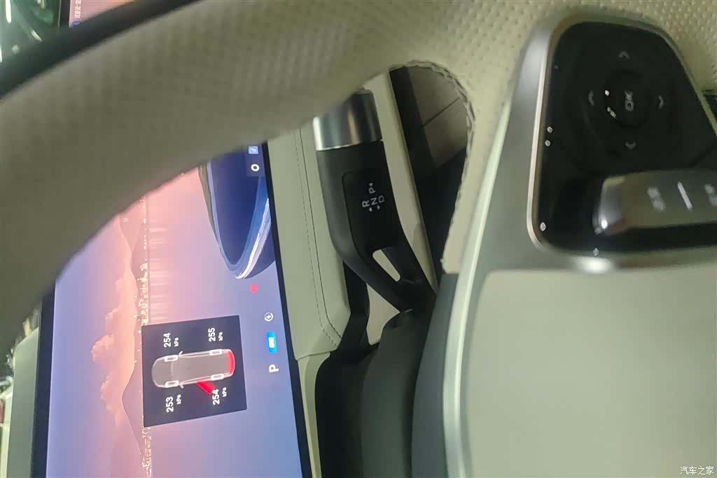 Geely E8, 2024 16