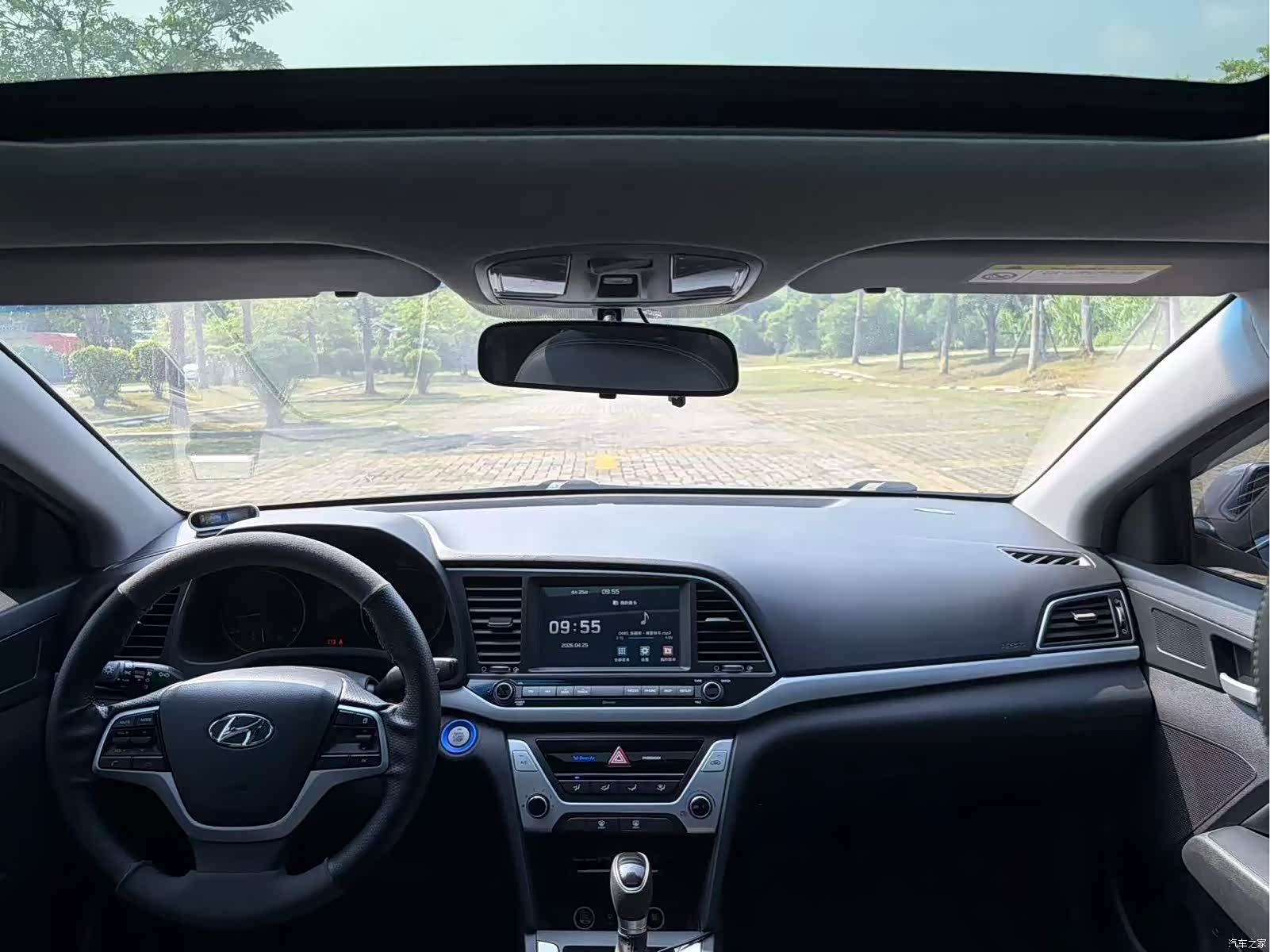 Hyundai 15, 2018 13