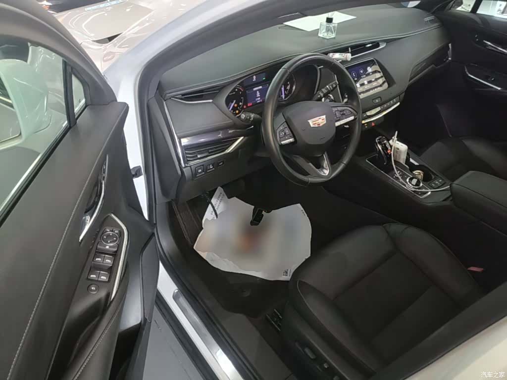 Cadillac XT4, 2020 16
