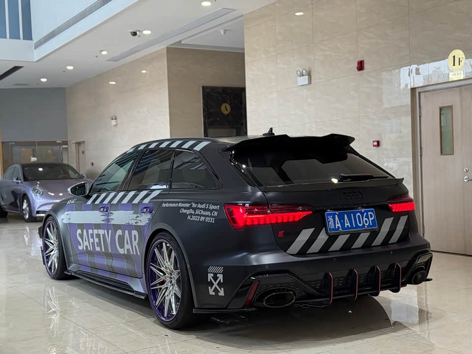 Audi RS 6 Audi RS 6