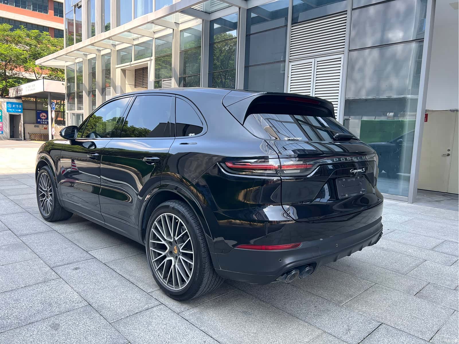 Porsche Cayenne, 2021 3